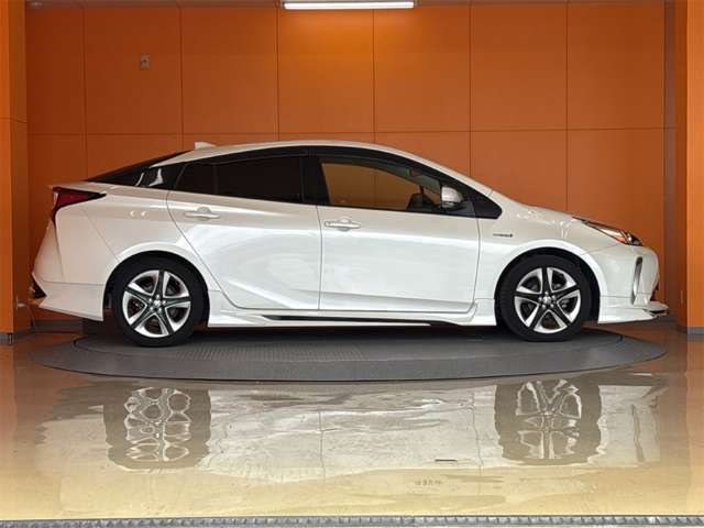 トヨタ プリウス １．８ Ｓ ツーリングセレクション R2年 (近畿) 99