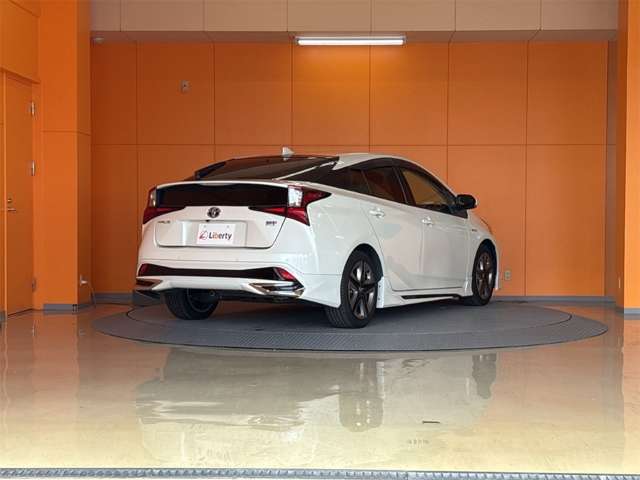 トヨタ プリウス １．８ Ｓ ツーリングセレクション R2年 (近畿) 99