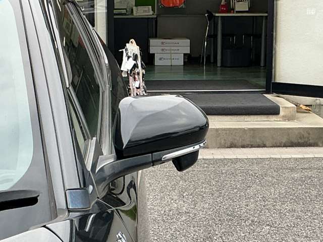 トヨタ Ｃ−ＨＲ ハイブリッド １．８ Ｇ モード ネロ R1年 (中国) 99