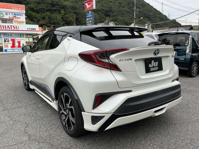 トヨタ Ｃ−ＨＲ ハイブリッド １．８ Ｇ H30年 (中国) 99