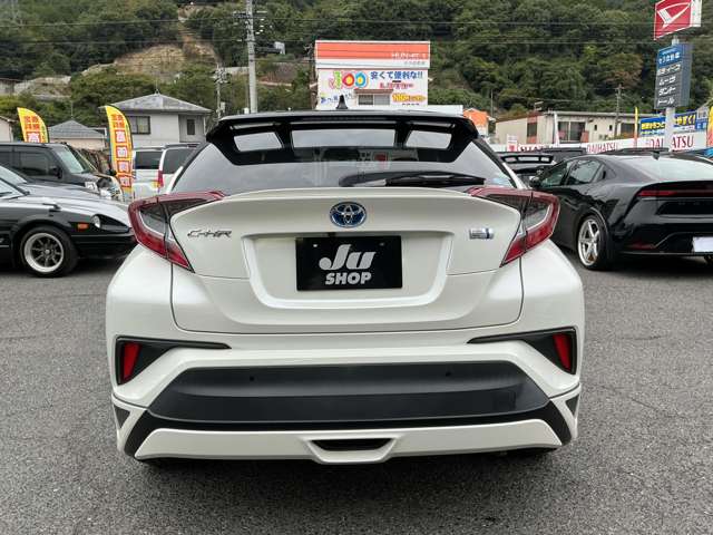 トヨタ Ｃ−ＨＲ ハイブリッド １．８ Ｇ H30年 (中国) 99