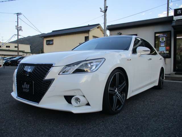 トヨタ クラウン　ハイブリッド ハイブリッド ２．５ Ｓ H25年 (中国) 99