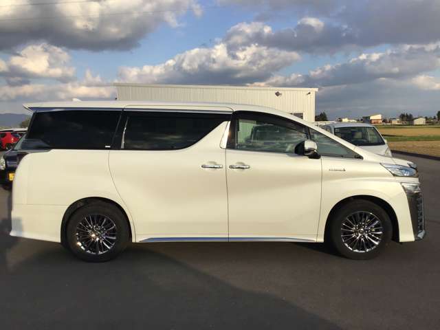 トヨタ ヴェルファイア　ハイブリッド ハイブリッド ２．５ エグゼクティブ ラウンジ Ｚ Ｅ－ＦＯＵＲ ４ＷＤ R1年 (東北) 99