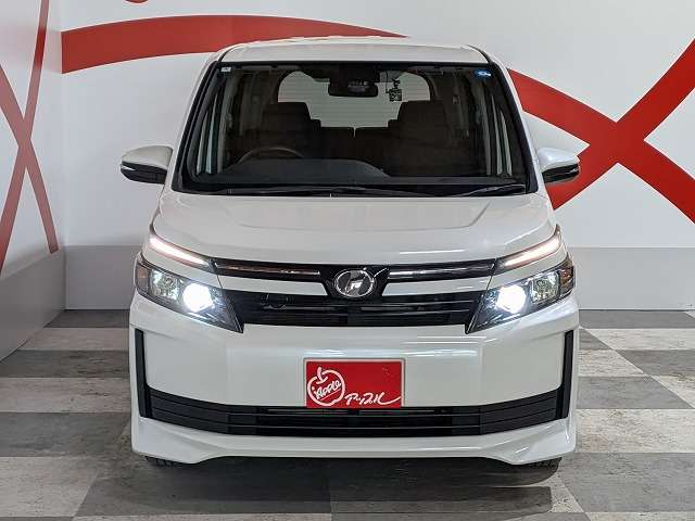 トヨタ ヴォクシー ２．０ Ｘ ４ＷＤ H28年 (東北) 99