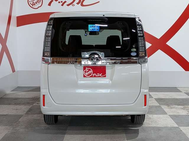 トヨタ ヴォクシー ２．０ Ｘ ４ＷＤ H28年 (東北) 99