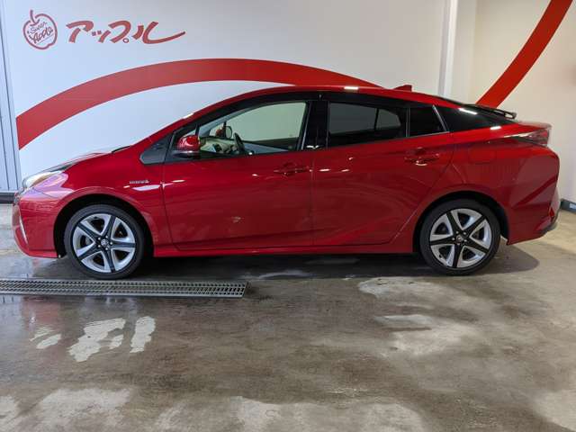 トヨタ プリウス １．８ Ｓ ツーリングセレクション Ｅ－ＦＯＵＲ ４ＷＤ H28年 (東北) 99