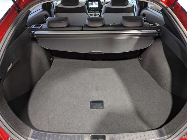 トヨタ プリウス １．８ Ｓ ツーリングセレクション Ｅ－ＦＯＵＲ ４ＷＤ H28年 (東北) 99