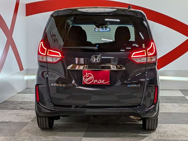 ホンダ フリード　ハイブリッド １．５ ハイブリッド Ｇ ブラックスタイル ４ＷＤ R6年 (東北) 99