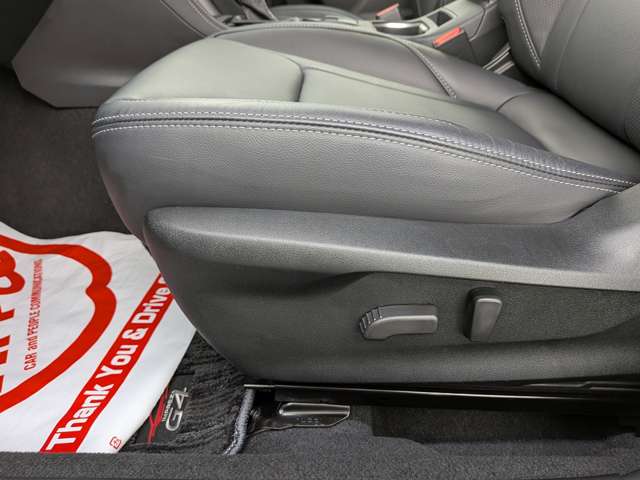 スバル インプレッサＧ４ ２．０ Ｉ－Ｌ アイサイト ４ＷＤ H29年 (東北) 99