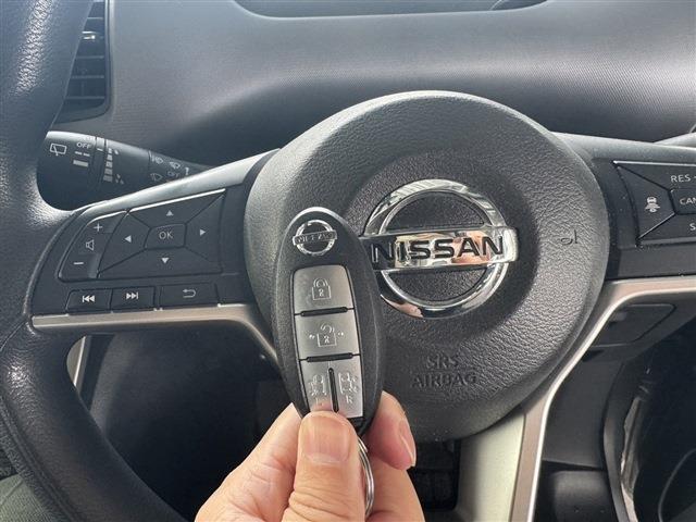 日産 セレナ ２．０ Ｘ ４ＷＤ H29年 () 99
