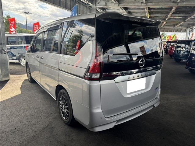 日産 セレナ ２．０ Ｘ ４ＷＤ H29年 () 99