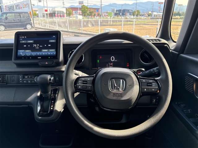 ホンダ Ｎ　ＢＯＸ カスタム ６６０ R6年 (四国) 99