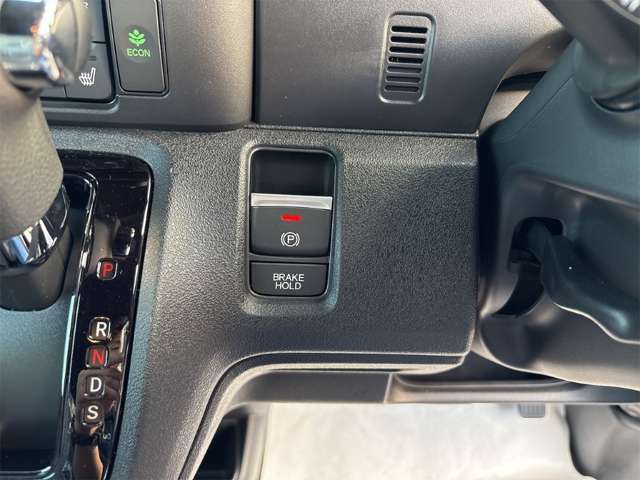 ホンダ Ｎ　ＢＯＸ カスタム ６６０ R8年 (四国) 99
