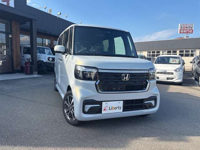 ホンダ Ｎ　ＢＯＸ カスタム ６６０ R8年 (四国) 99