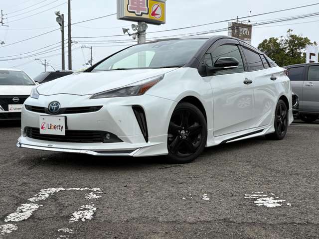 トヨタ プリウス １．８ Ｓ ツーリングセレクション ブラックエディション R4年 (四国) 99