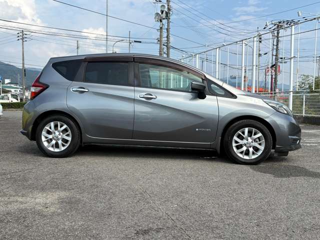 日産 ノート １．２ Ｅ－ＰＯＷＥＲ Ｘ H28年 (四国) 99