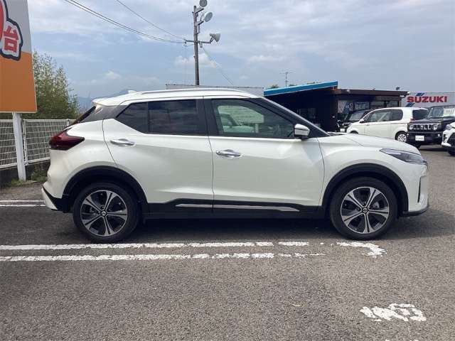 日産 キックス １．２ Ｘ ツートーン インテリアエディション （Ｅ－ＰＯＷＥＲ） R3年 (四国) 99
