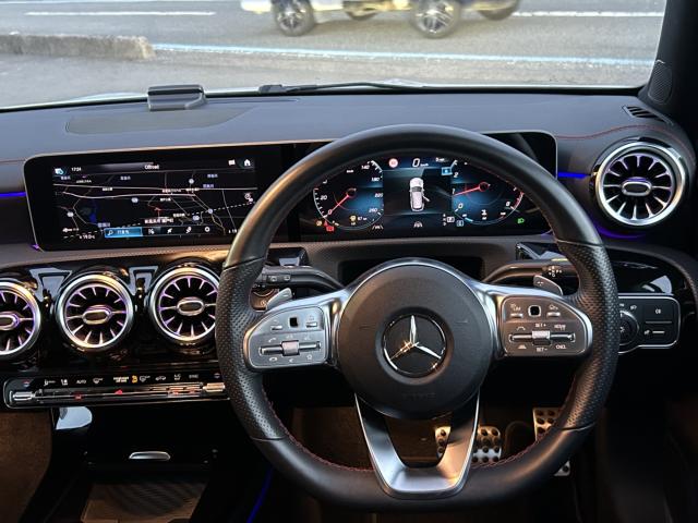 メルセデスベンツ ＣＬＡシューティングブレーク ＣＬＡ１８０ ＡＭＧラインサンルーフ ハーフレザ R2年 () 99
