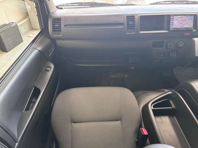 トヨタ ハイエースワゴン ２．７ ＤＸ ロング ミドルルーフ H28年 (四国) 99