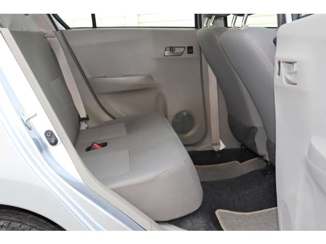 ダイハツ ミラ　イース ６６０ Ｌ H28年 (四国) 99