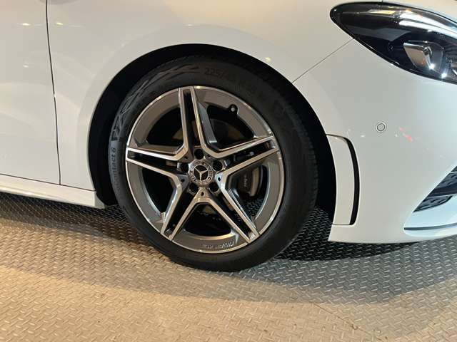 メルセデスベンツ Ｂクラス Ｂ２００Ｄ ＡＭＧラインパッケージ ディーゼルターボ R4年 (東海) 99