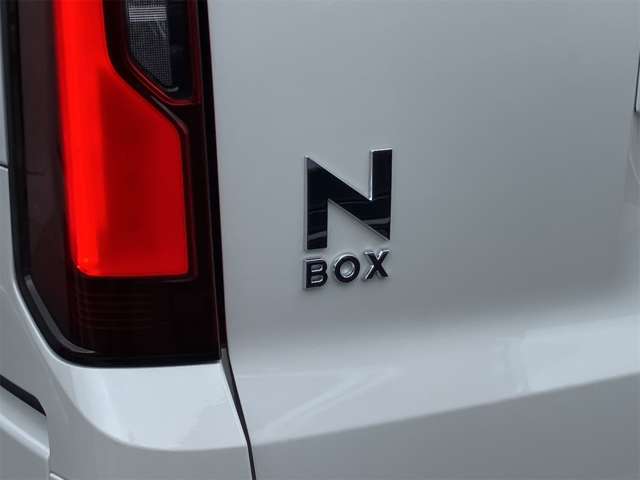 ホンダ Ｎ　ＢＯＸ ６６０ R8年 (東海) 99