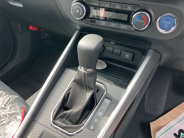 トヨタ ライズ　ハイブリッド ハイブリッド １．２ Ｇ R8年 (東海) 99