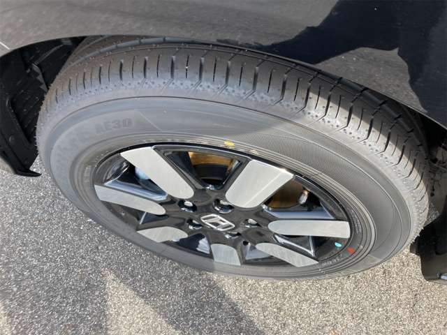 ホンダ フリード　ハイブリッド １．５ Ｅ：ＨＥＶ エアー ＥＸ R8年 (東海) 99