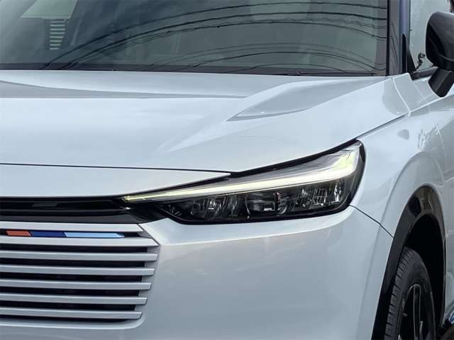 ホンダ ヴェゼル １．５ Ｅ：ＨＥＶ Ｚ プレイパッケージ R8年 (東海) 99