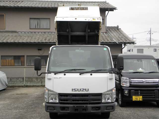 いすゞ エルフ ３．０ 強化ダンプ フルフラットロー ディーゼルターボ H26年 (関東) 99