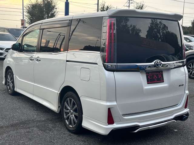 トヨタ ノア ２．０ ＳＩ ＷＸＢ H30年 (関東) 99