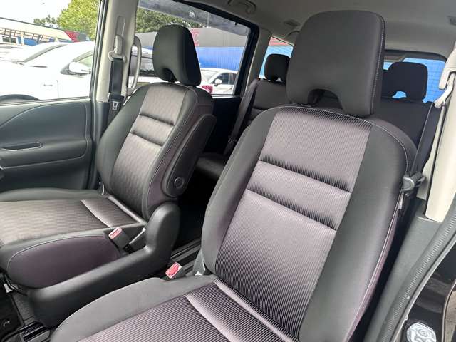日産 セレナ ２．０ ハイウェイスター Ｖセレクション H29年 (関東) 99