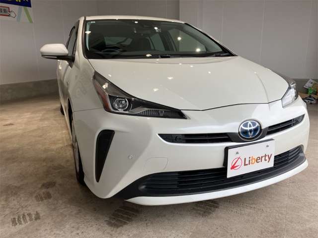 トヨタ プリウス １．８ Ｓ R1年 (近畿) 99