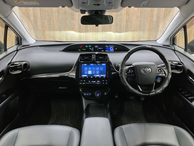 トヨタ プリウス １．８ Ｓ ツーリングセレクション R2年 () 99