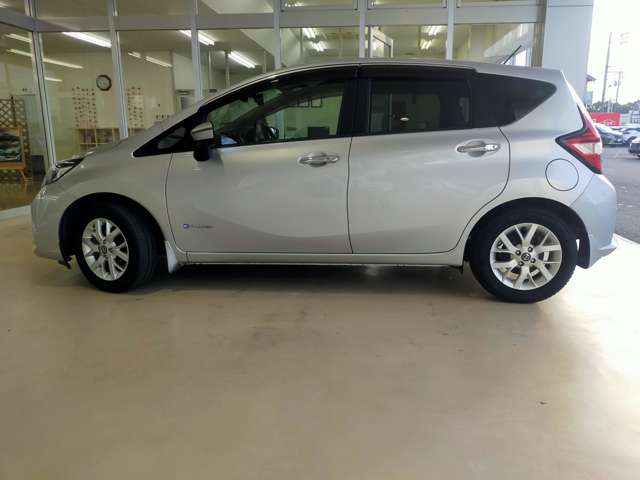 日産 ノート １．２ Ｅ－ＰＯＷＥＲ Ｘ R1年 (中国) 99