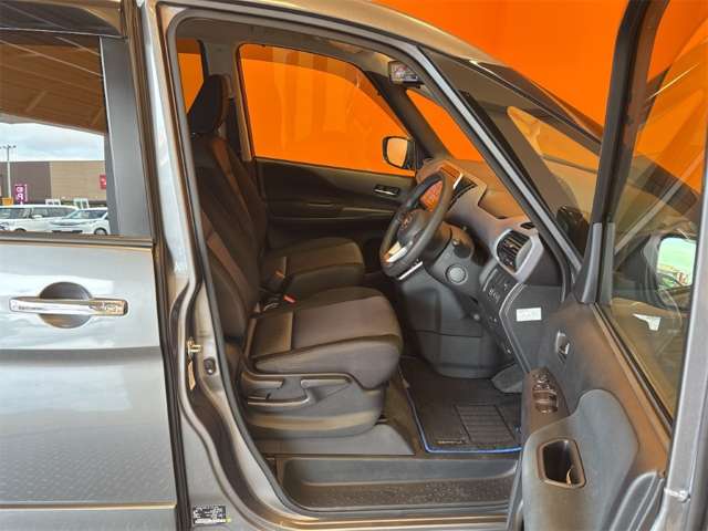 日産 セレナ １．２ Ｅ－ＰＯＷＥＲ ハイウェイスター Ｖ R4年 (近畿) 99