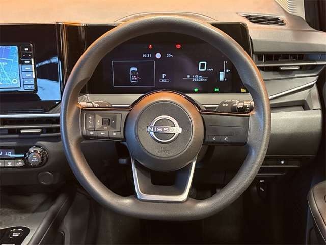 日産 ノート １．２ Ｘ R3年 (近畿) 99