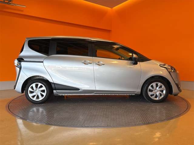 トヨタ シエンタ １．５ Ｘ H29年 (近畿) 99
