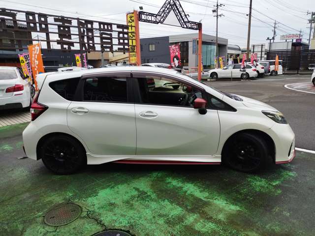 日産 ノート １．６ ＮＩＳＭＯ Ｓ H29年 (近畿) 99