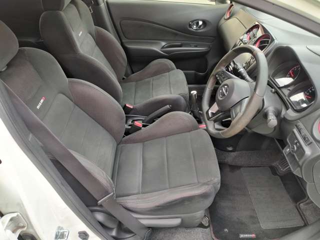 日産 ノート １．６ ＮＩＳＭＯ Ｓ H29年 (近畿) 99