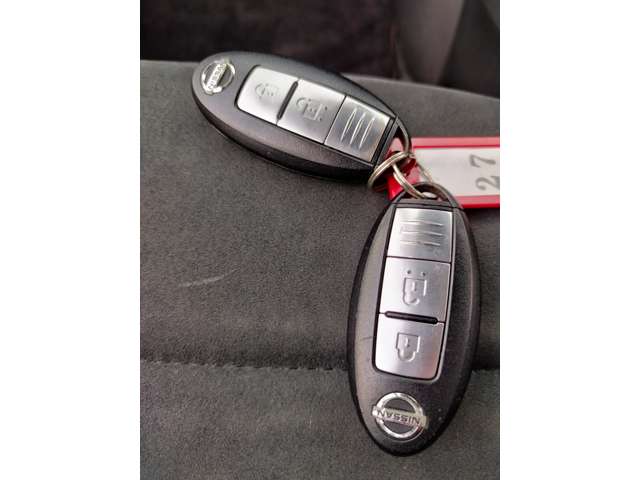 日産 ノート １．６ ＮＩＳＭＯ Ｓ H29年 (近畿) 99