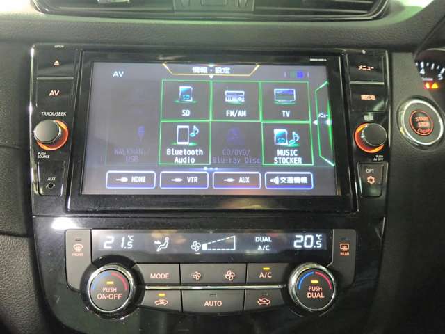 日産 エクストレイル ２．０ ２０ＸＩ ２列車 ４ＷＤ R1年 () 99