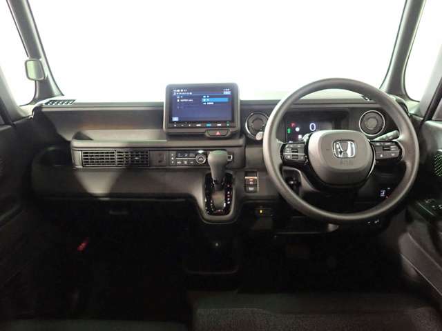 ホンダ Ｎ　ＢＯＸ カスタム ６６０ R8年 () 99
