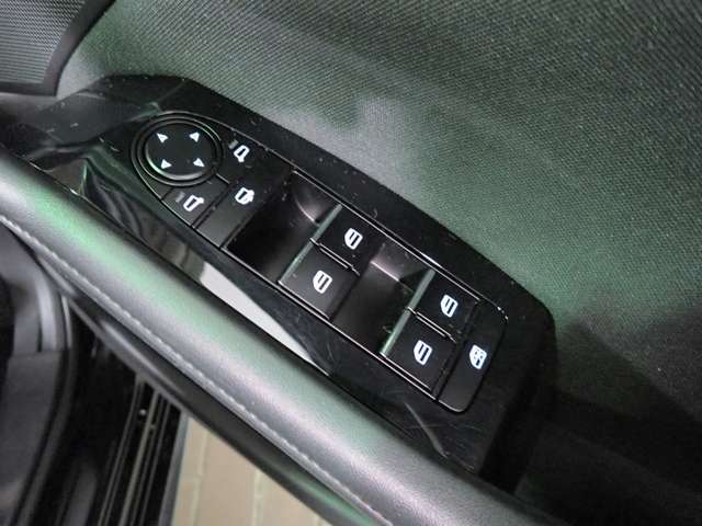 マツダ ＭＡＺＤＡ３　ファストバック １．８ ＸＤ プロアクティブ ディーゼルターボ R5年 (近畿) 99