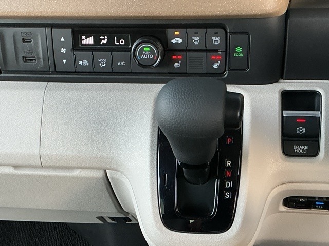 ホンダ Ｎ　ＢＯＸ ６６０ ４ＷＤ R7年 (近畿) 99