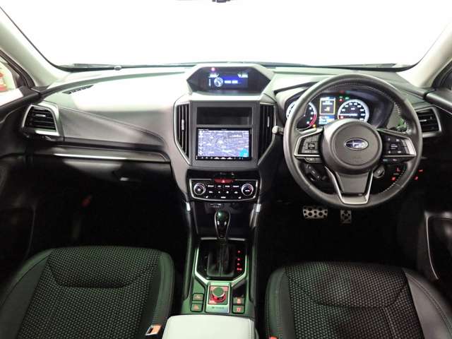 スバル フォレスター　ハイブリッド ２．０ アドバンス ４ＷＤ R5年 () 99