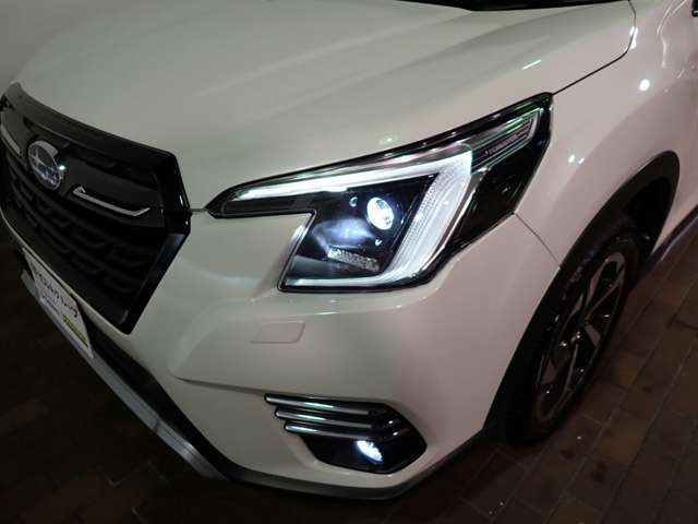 スバル フォレスター　ハイブリッド ２．０ アドバンス ４ＷＤ R5年 () 99