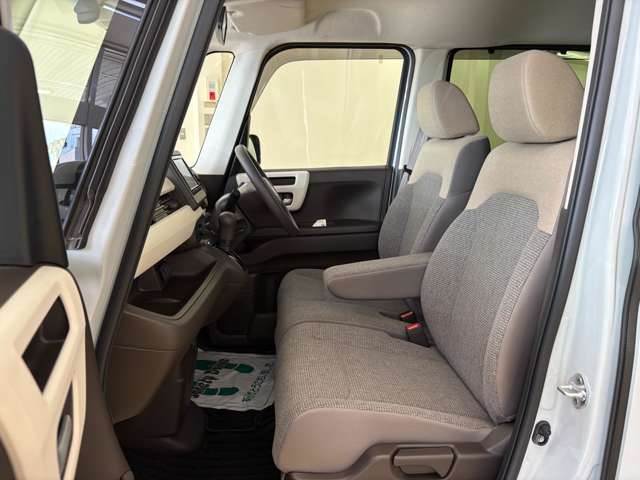ホンダ Ｎ　ＢＯＸ ６６０ Ｌ R4年 (四国) 99