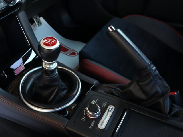 スバル ＷＲＸ　ＳＴＩ ＳＴＩ ２．０ タイプＳ ４ＷＤ H29年 () 99