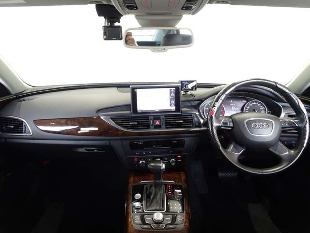 アウディ Ａ６ ２．８ ＦＳＩ クワトロ ４ＷＤ H25年 (関東) 99